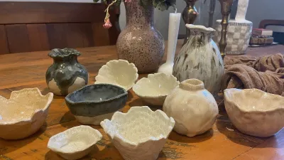 Narromine 'Handbuild ceramic vessels and vases'